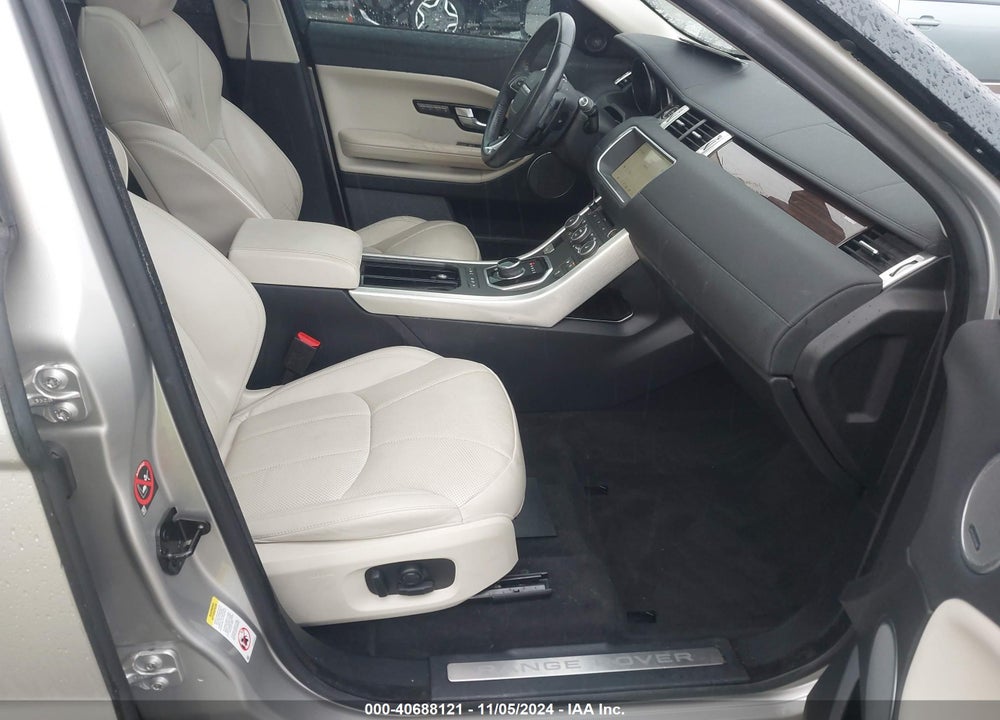 2017 LAND ROVER RANGE ROVER EVOQUE HSE VIN: SALVR2BG3HH220823