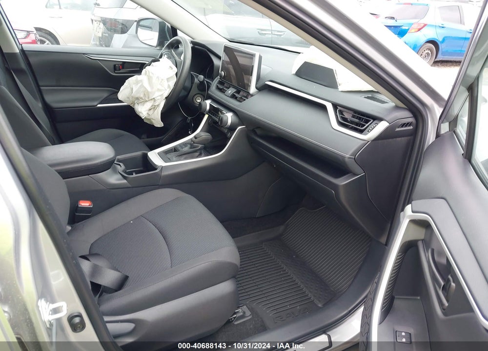 2024 TOYOTA RAV4 LE VIN: 2T3F1RFVXRW471290