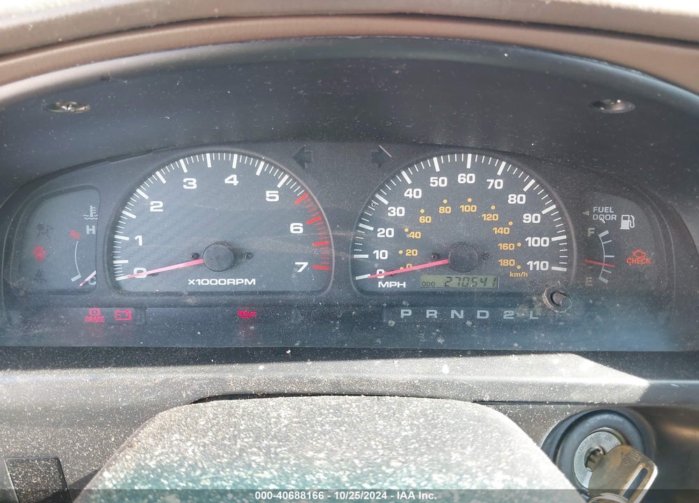 2000 TOYOTA 4RUNNER VIN: JT3GM84R8Y0067973