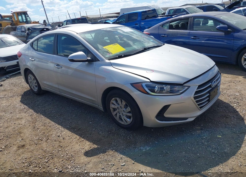 2018 HYUNDAI ELANTRA SE VIN: 5NPD74LF9JH399693