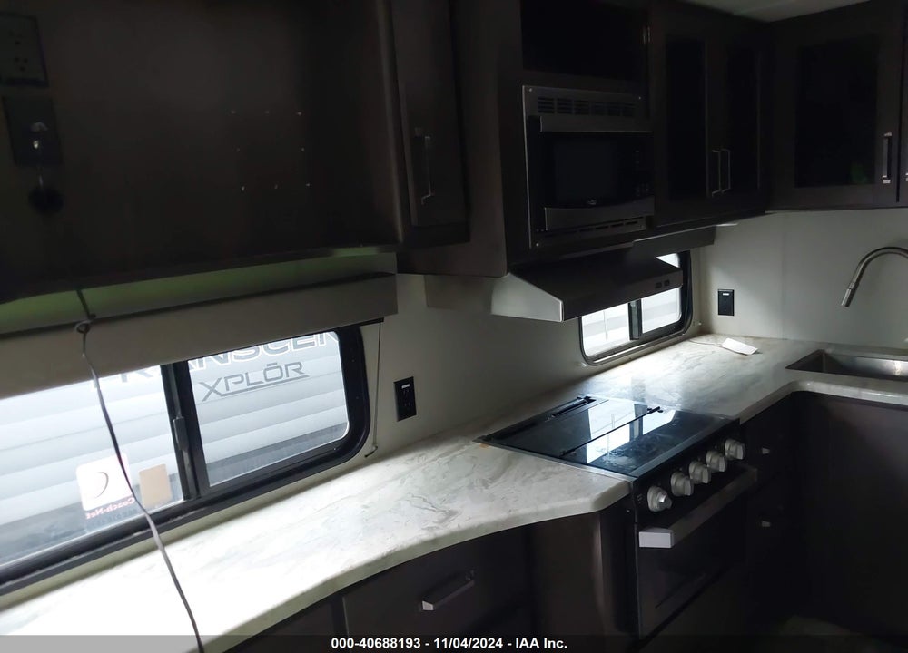 2021 GRAND DESIGN TRANSCEND VIN: 573TT3621M8808792