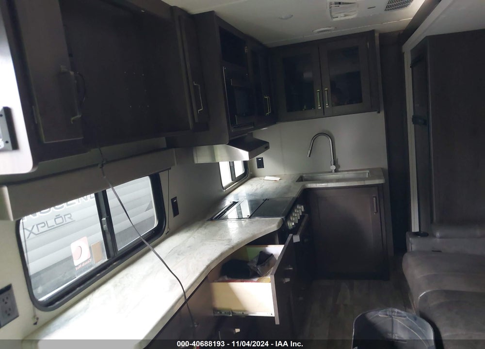 2021 GRAND DESIGN TRANSCEND VIN: 573TT3621M8808792