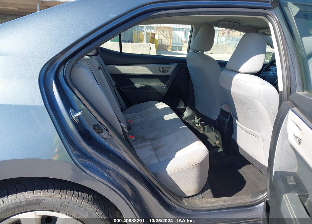 2015 TOYOTA COROLLA LE VIN: 5YFBURHE0FP207620