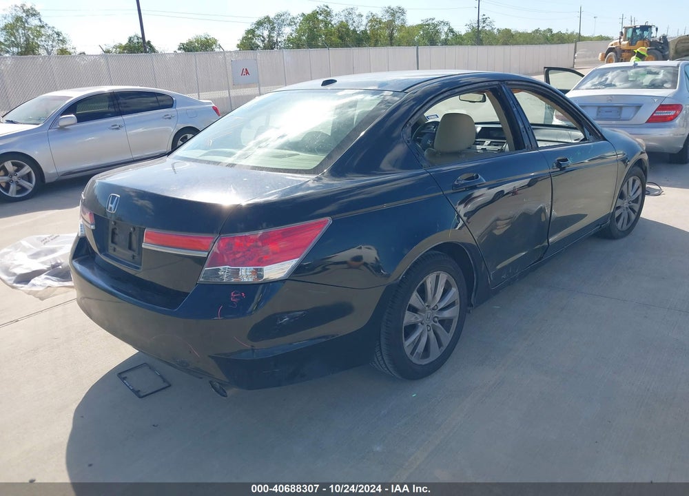 2012 HONDA ACCORD 2.4 EX-L VIN: 1HGCP2F81CA124683