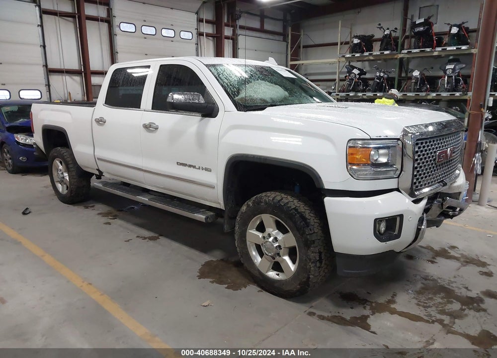 2015 GMC SIERRA 2500HD DENALI VIN: 1GT120E80FF665967