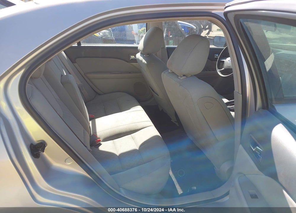 2010 FORD FUSION S VIN: 3FAHP0GA0AR201191