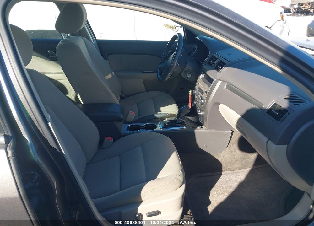 2011 FORD FUSION HYBRID VIN: 3FADP0L32BR264560