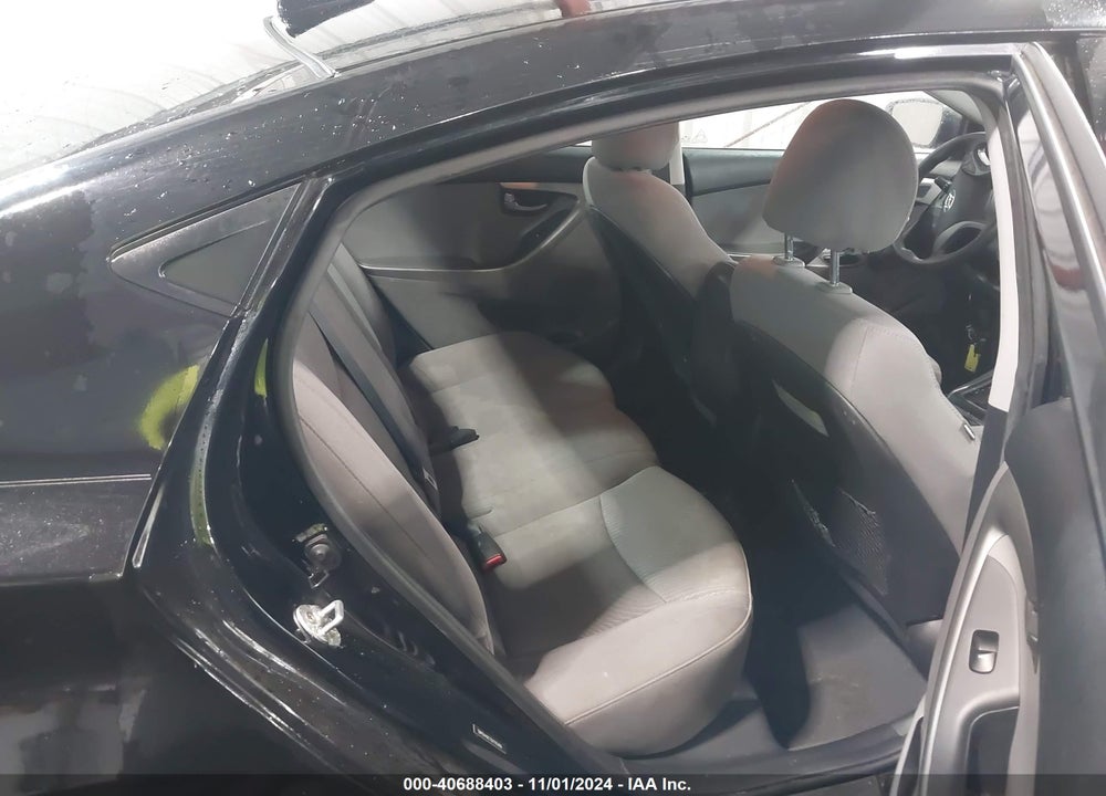 2016 HYUNDAI ELANTRA SE VIN: 5NPDH4AE7GH795489