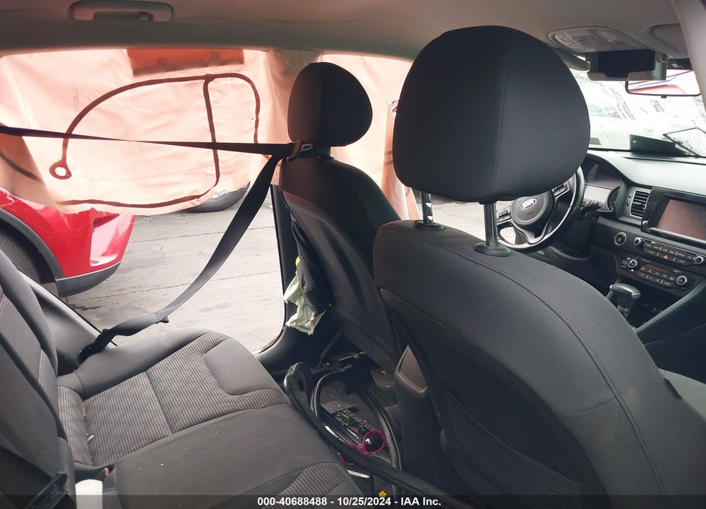 2018 KIA NIRO LX VIN: KNDCB3LC1J5133563