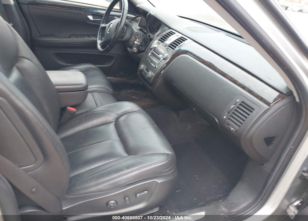 2011 CADILLAC DTS STANDARD VIN: 1G6KA5E68BU123558