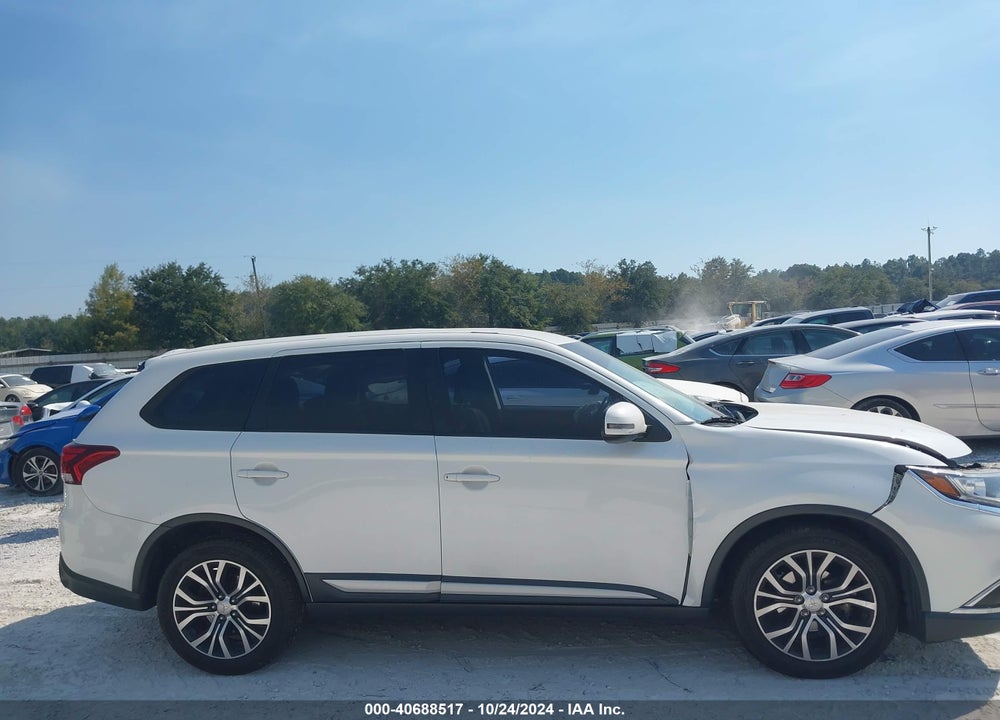 2016 MITSUBISHI OUTLANDER SE VIN: JA4AD3A3XGZ011820