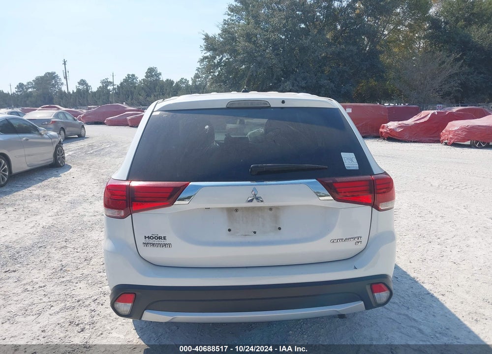 2016 MITSUBISHI OUTLANDER SE VIN: JA4AD3A3XGZ011820