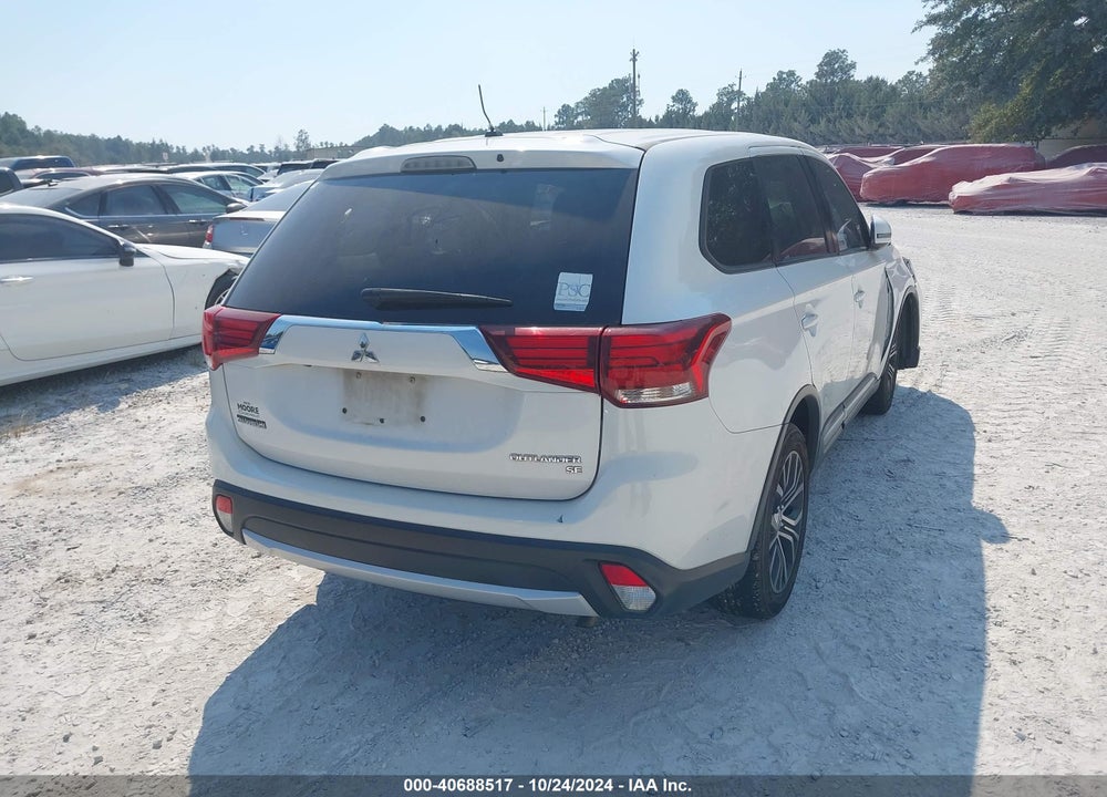 2016 MITSUBISHI OUTLANDER SE VIN: JA4AD3A3XGZ011820