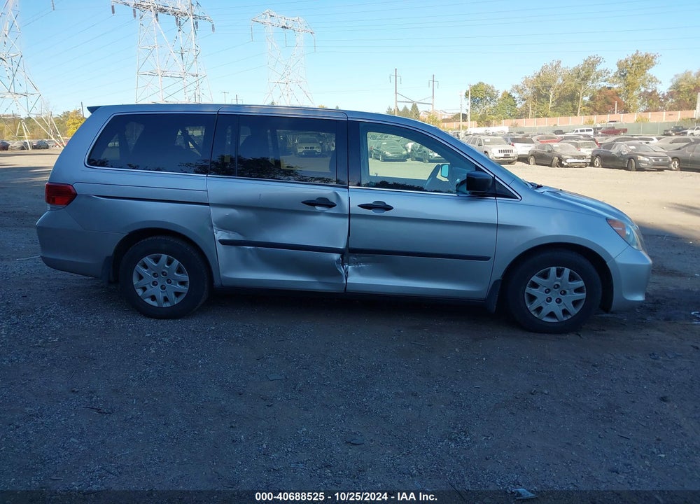 2009 HONDA ODYSSEY LX VIN: 5FNRL38269B033816