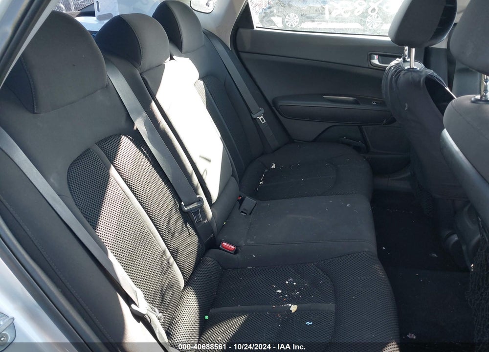 2019 KIA OPTIMA LX VIN: 5XXGT4L34KG276864