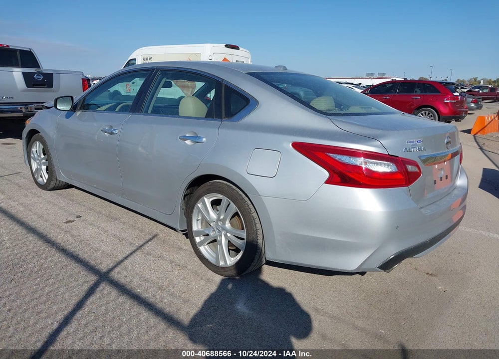 2016 NISSAN ALTIMA 3.5 SL/3.5 SR VIN: 1N4BL3AP8GC142589