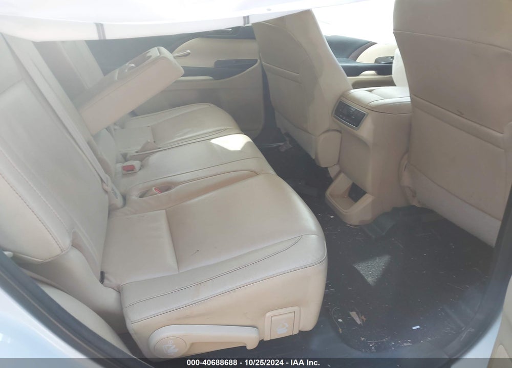 2018 TOYOTA HIGHLANDER XLE VIN: 5TDJZRFHXJS543978