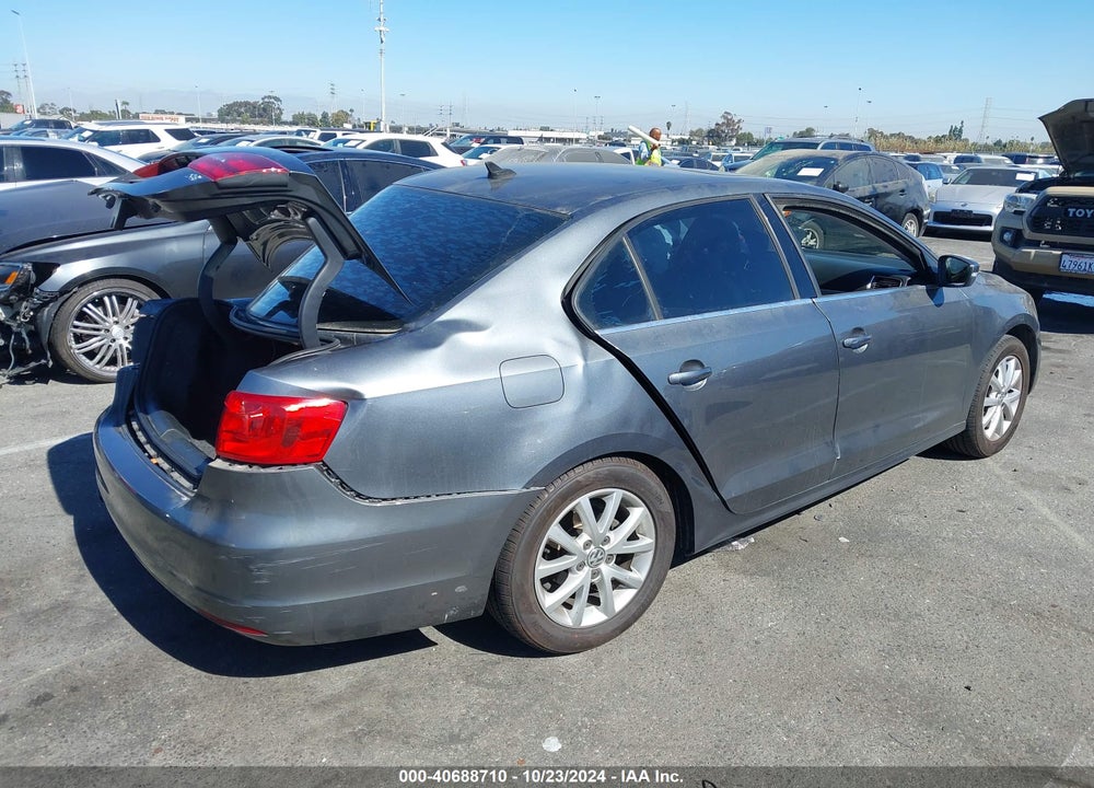 2014 VOLKSWAGEN JETTA 1.8T SE VIN: 3VWD17AJ5EM316705