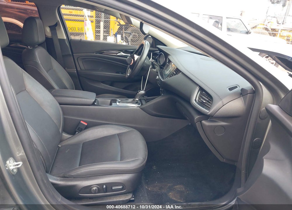 2018 BUICK REGAL SPORTBACK ESSENCE VIN: W04GP6SX3J1091701