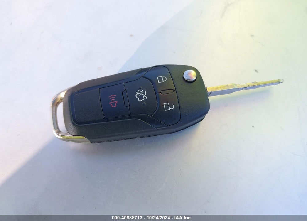 2014 FORD FUSION SE VIN: 1FA6P0H77E5351821