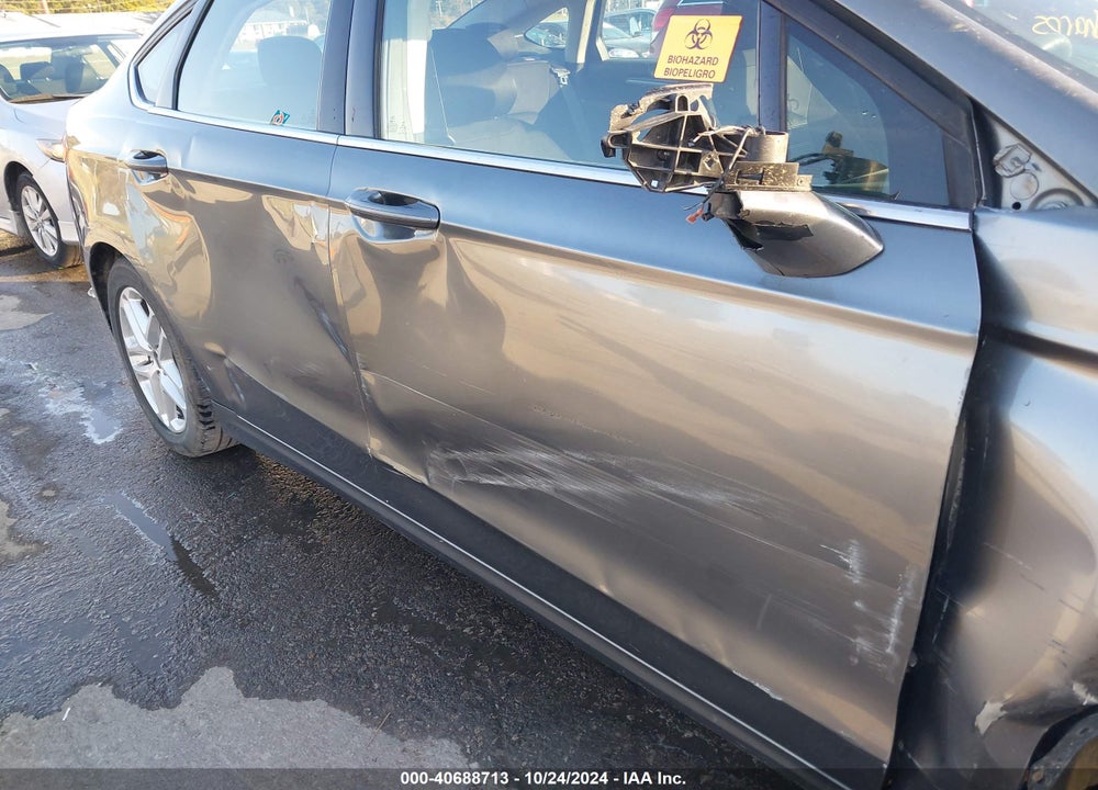 2014 FORD FUSION SE VIN: 1FA6P0H77E5351821