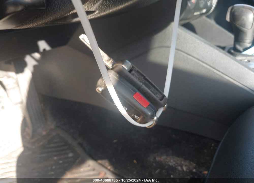 2012 VOLKSWAGEN JETTA 2.5L SE VIN: 3VWDP7AJ1CM325302