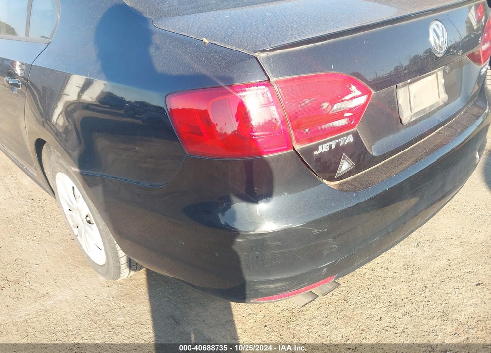 2012 VOLKSWAGEN JETTA 2.5L SE VIN: 3VWDP7AJ1CM325302