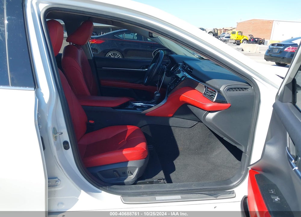 2019 TOYOTA CAMRY XSE VIN: 4T1B61HK5KU824828