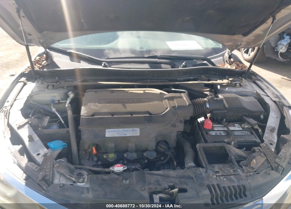 2017 HONDA ACCORD VIN: 1HGCR3F83HA004696