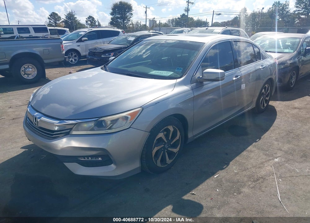 2017 HONDA ACCORD VIN: 1HGCR3F83HA004696