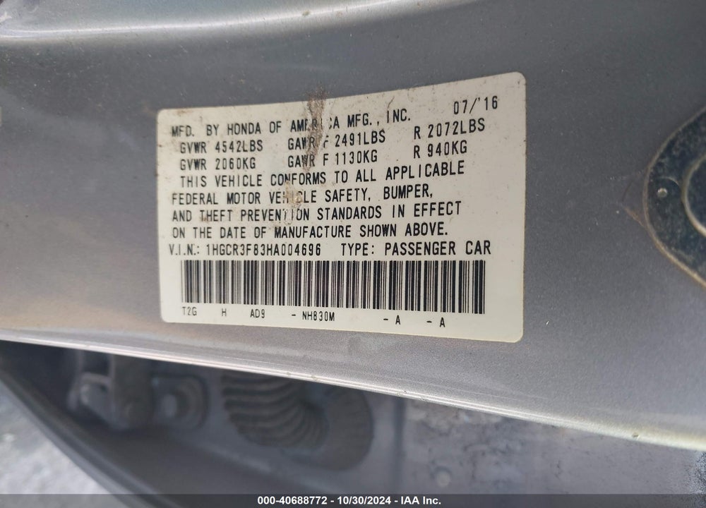 2017 HONDA ACCORD VIN: 1HGCR3F83HA004696