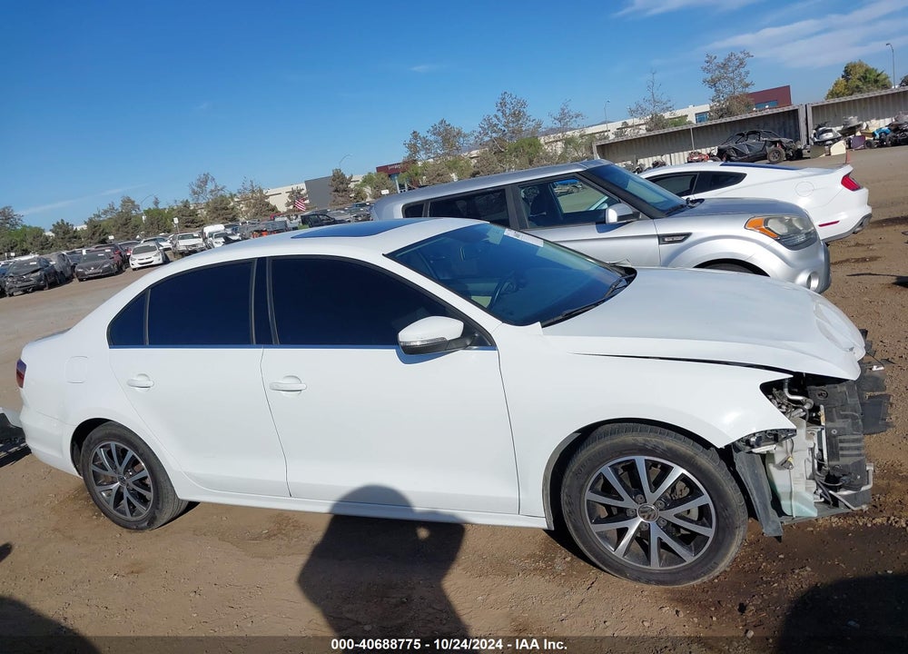 2017 VOLKSWAGEN JETTA 1.4T SE VIN: 3VWDB7AJ2HM290162