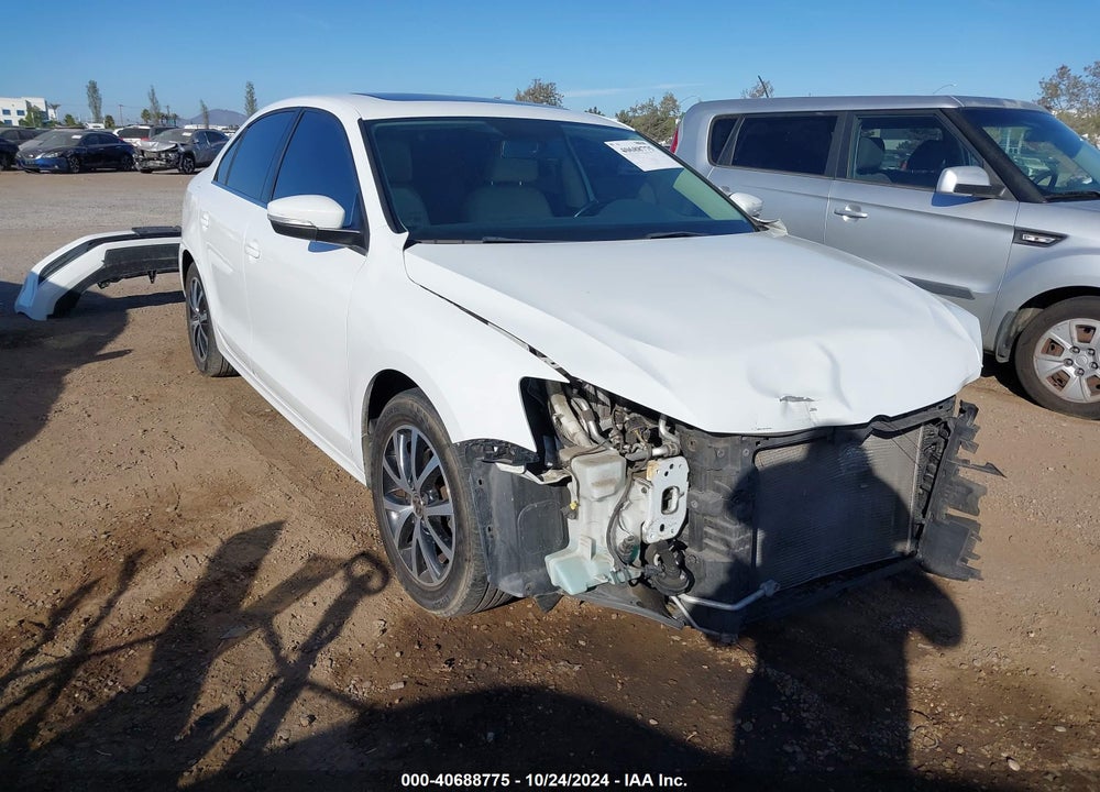 2017 VOLKSWAGEN JETTA 1.4T SE VIN: 3VWDB7AJ2HM290162