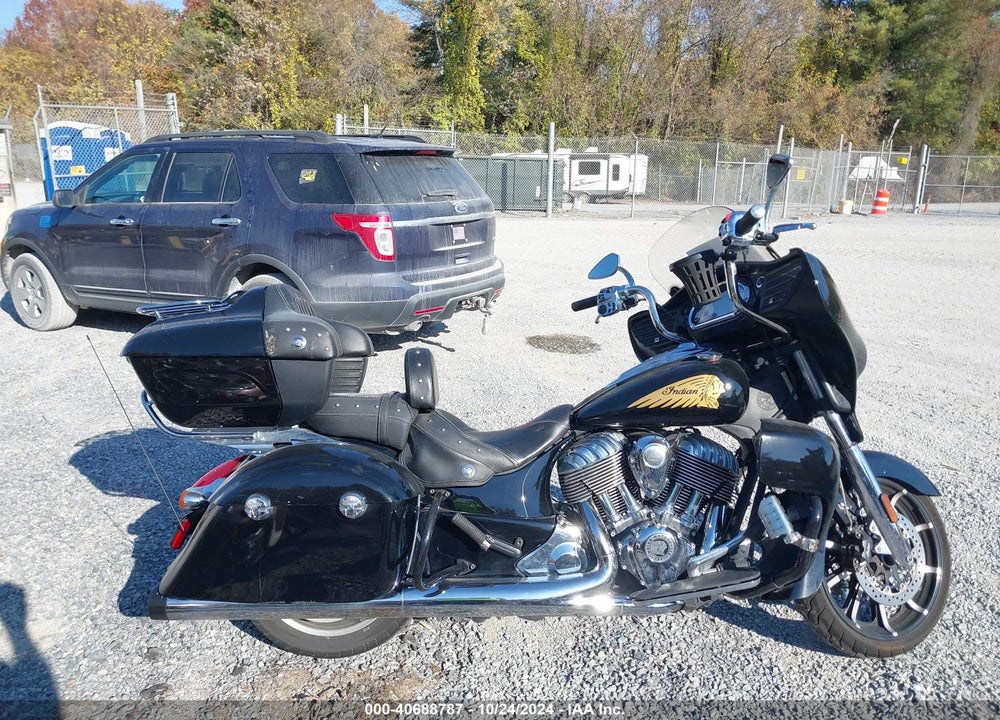 2016 INDIAN MOTORCYCLE CO. CHIEFTAIN VIN: 56KTCAAA8G3336001