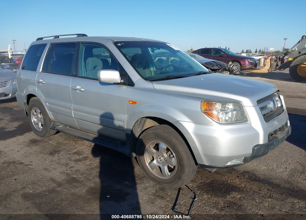 2008 HONDA PILOT SE VIN: 5FNYF18378B001732