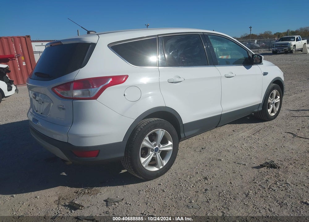 2015 FORD ESCAPE SE VIN: 1FMCU9G97FUB41560