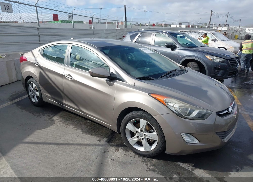 2013 HYUNDAI ELANTRA GLS VIN: 5NPDH4AEXDH438500