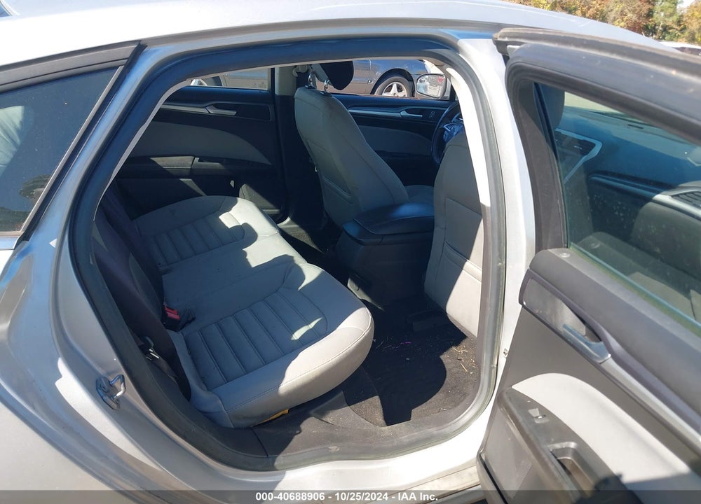 2014 FORD FUSION S VIN: 1FA6P0G79E5381615