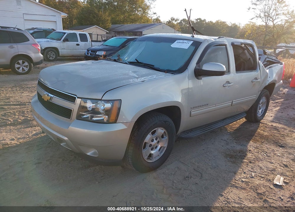 2013 CHEVROLET SUBURBAN 1500 LT VIN: 1GNSKJE78DR356249