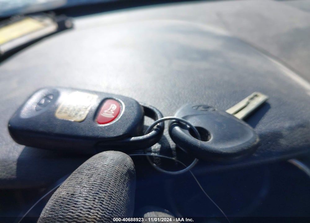 2014 HYUNDAI SONATA GLS VIN: 5NPEB4AC4EH811892