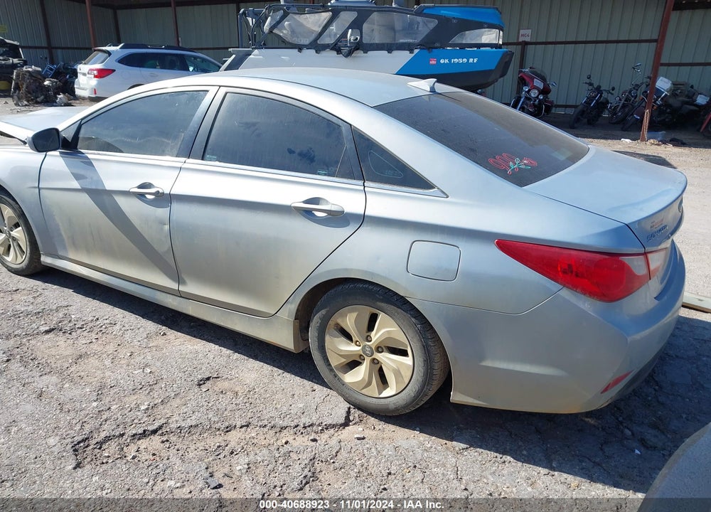 2014 HYUNDAI SONATA GLS VIN: 5NPEB4AC4EH811892