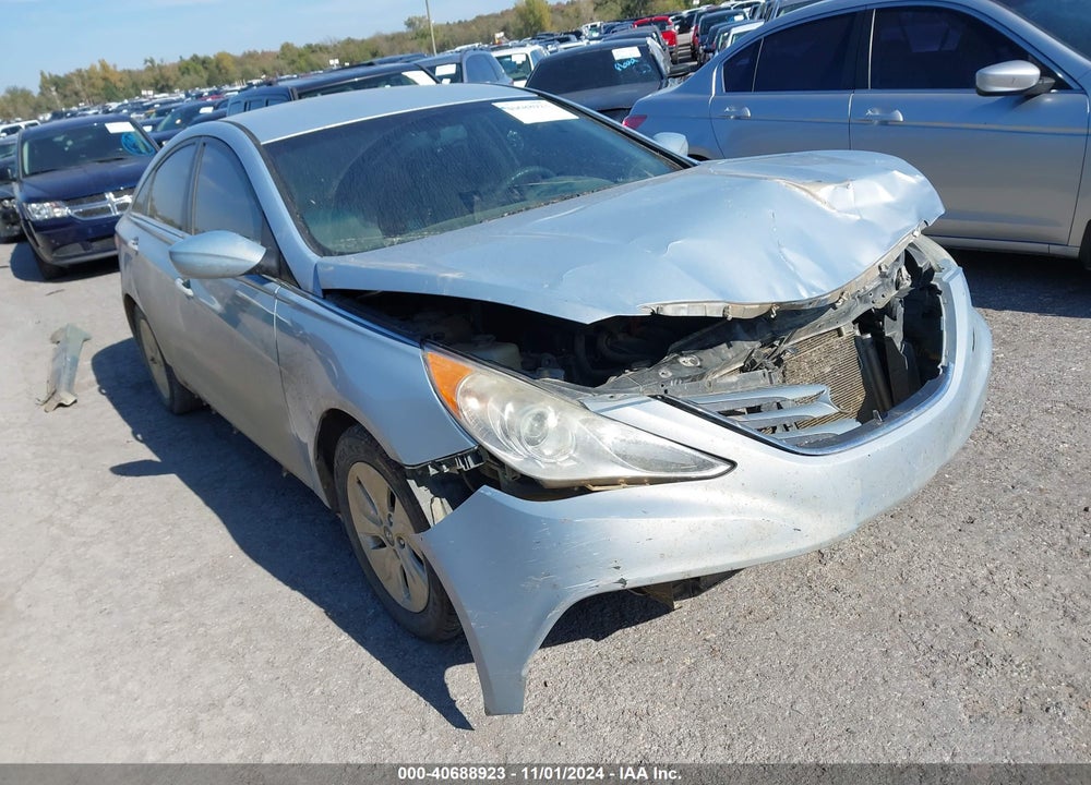 2014 HYUNDAI SONATA GLS VIN: 5NPEB4AC4EH811892