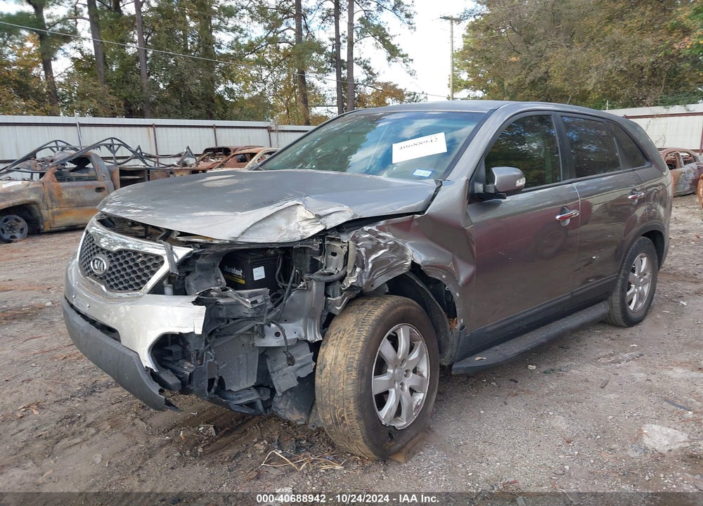 2012 KIA SORENTO LX VIN: 5XYKT4A1XCG235549