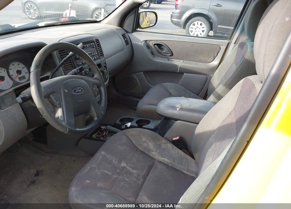 2002 FORD ESCAPE XLT VIN: 1FMYU04112KA14518