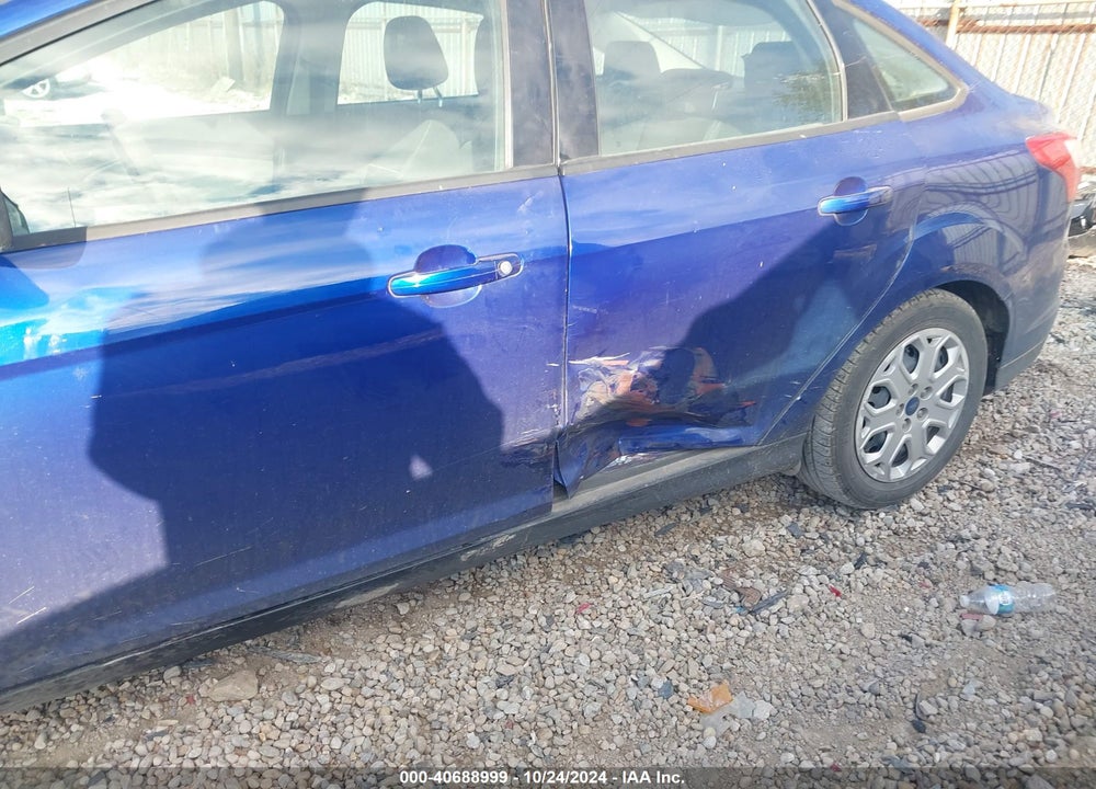 2012 FORD FOCUS SE VIN: 1FAHP3F27CL381587