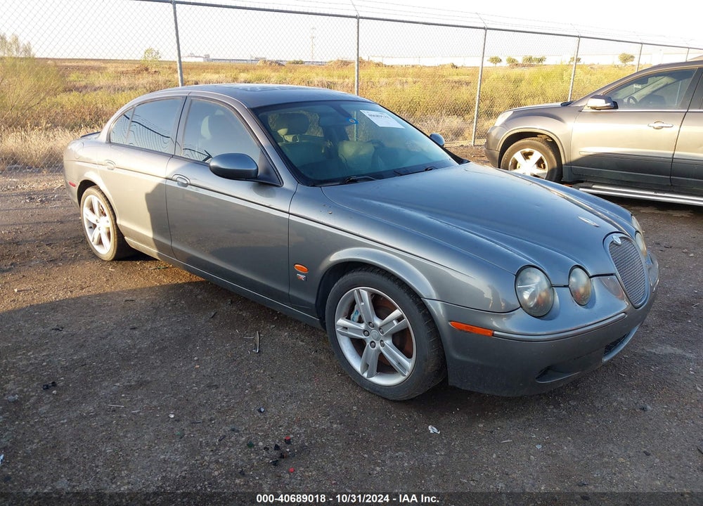 2005 JAGUAR S-TYPE 4.2L V8 R VIN: SAJWA03V351N34014
