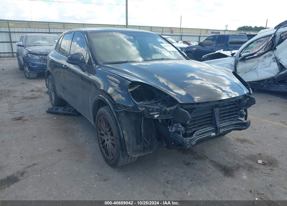 2017 PORSCHE CAYENNE PLATINUM EDITION VIN: WP1AA2A23HKA83676