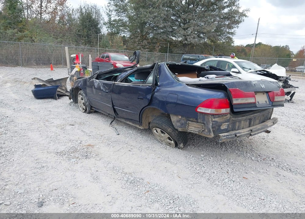 2001 HONDA ACCORD 2.3 LX VIN: 1HGCG56441A069285