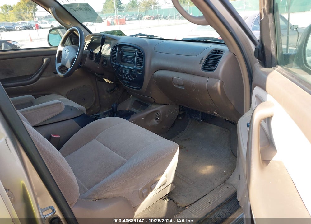2004 TOYOTA SEQUOIA SR5 V8 VIN: 5TDBT44A04S222485