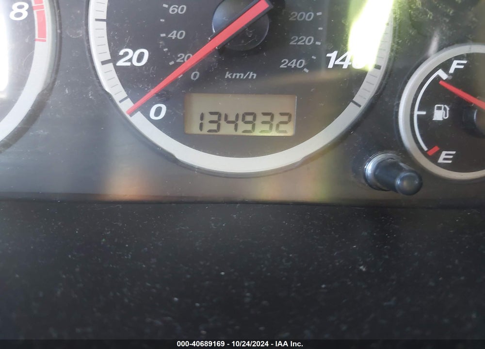 2002 HONDA CR-V LX VIN: JHLRD78552C081831